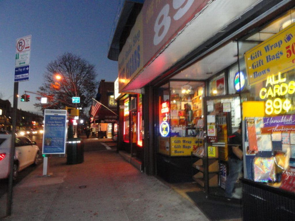 News small post card thumbnail