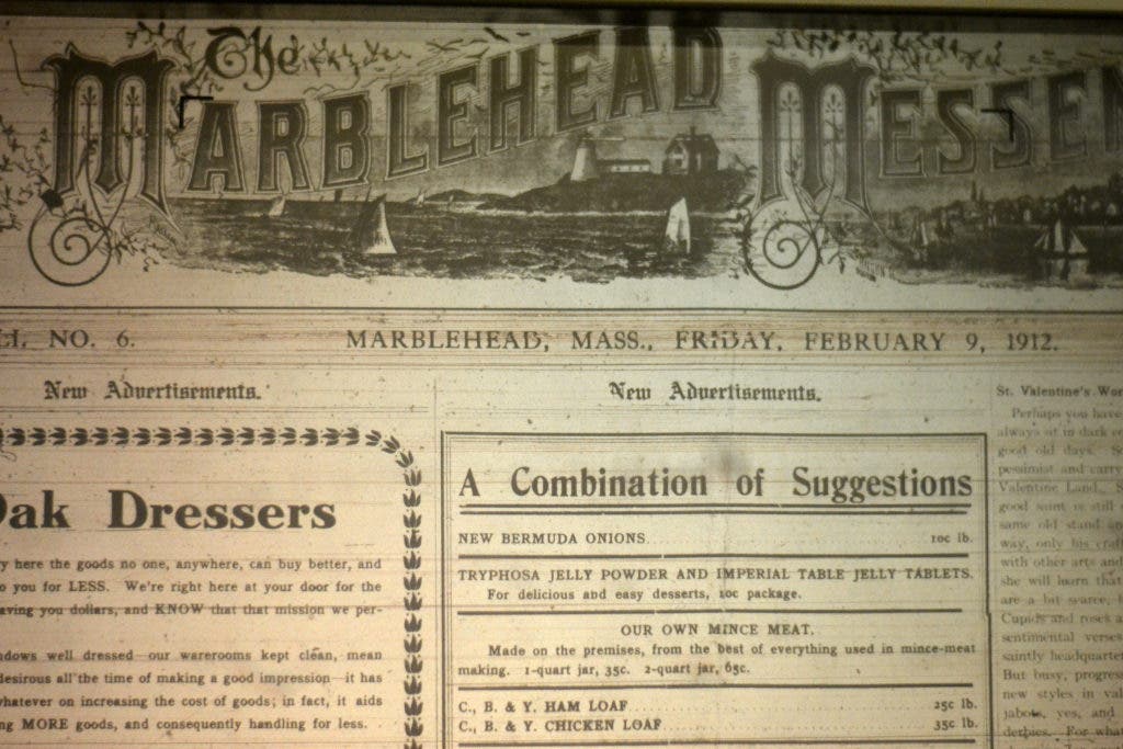 News small post card thumbnail