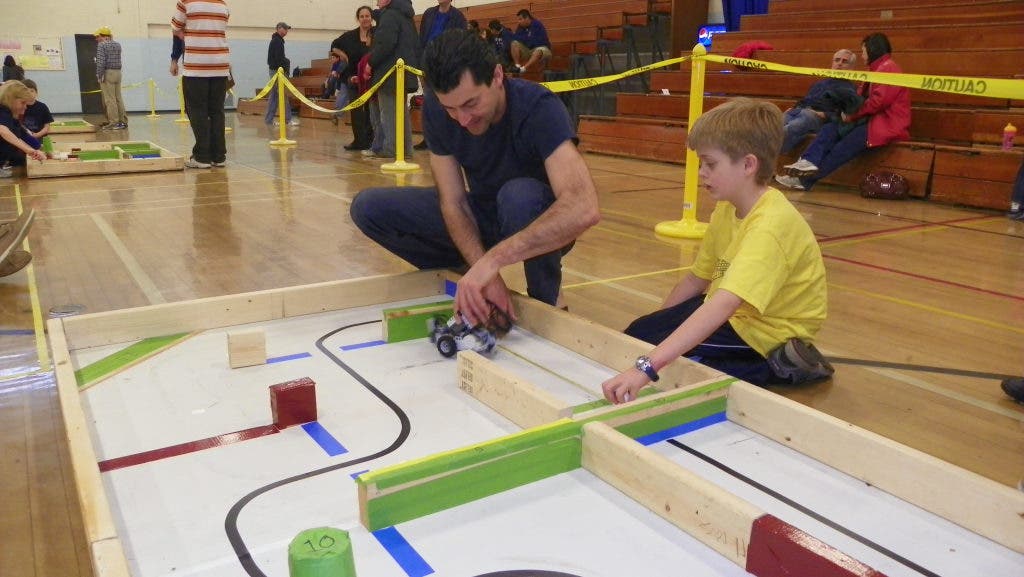 VIDEO: Students Program Robots to Solve Maze Challenge | Framingham, MA ...