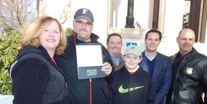 News small post card thumbnail