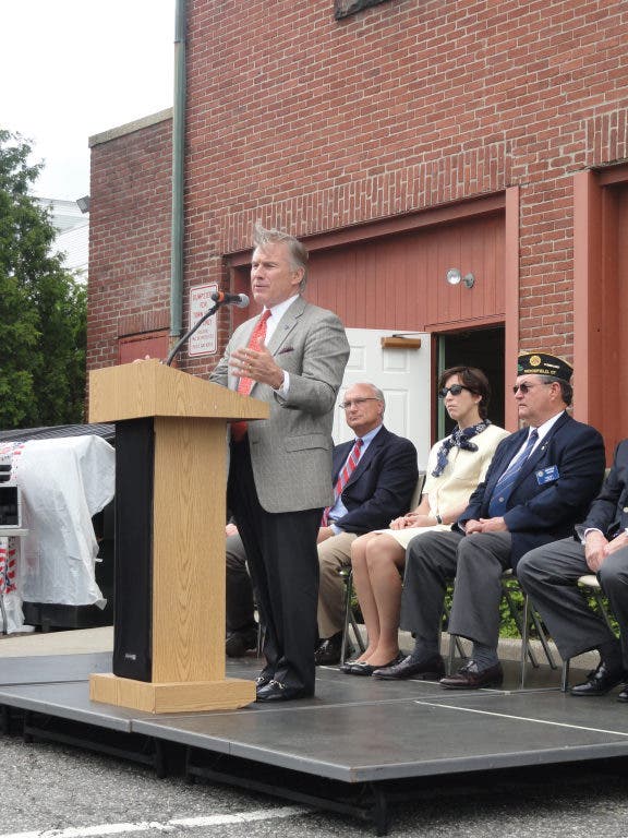 Town Honors Vietnam War Veterans With Mural Dedication Ridgefield, CT