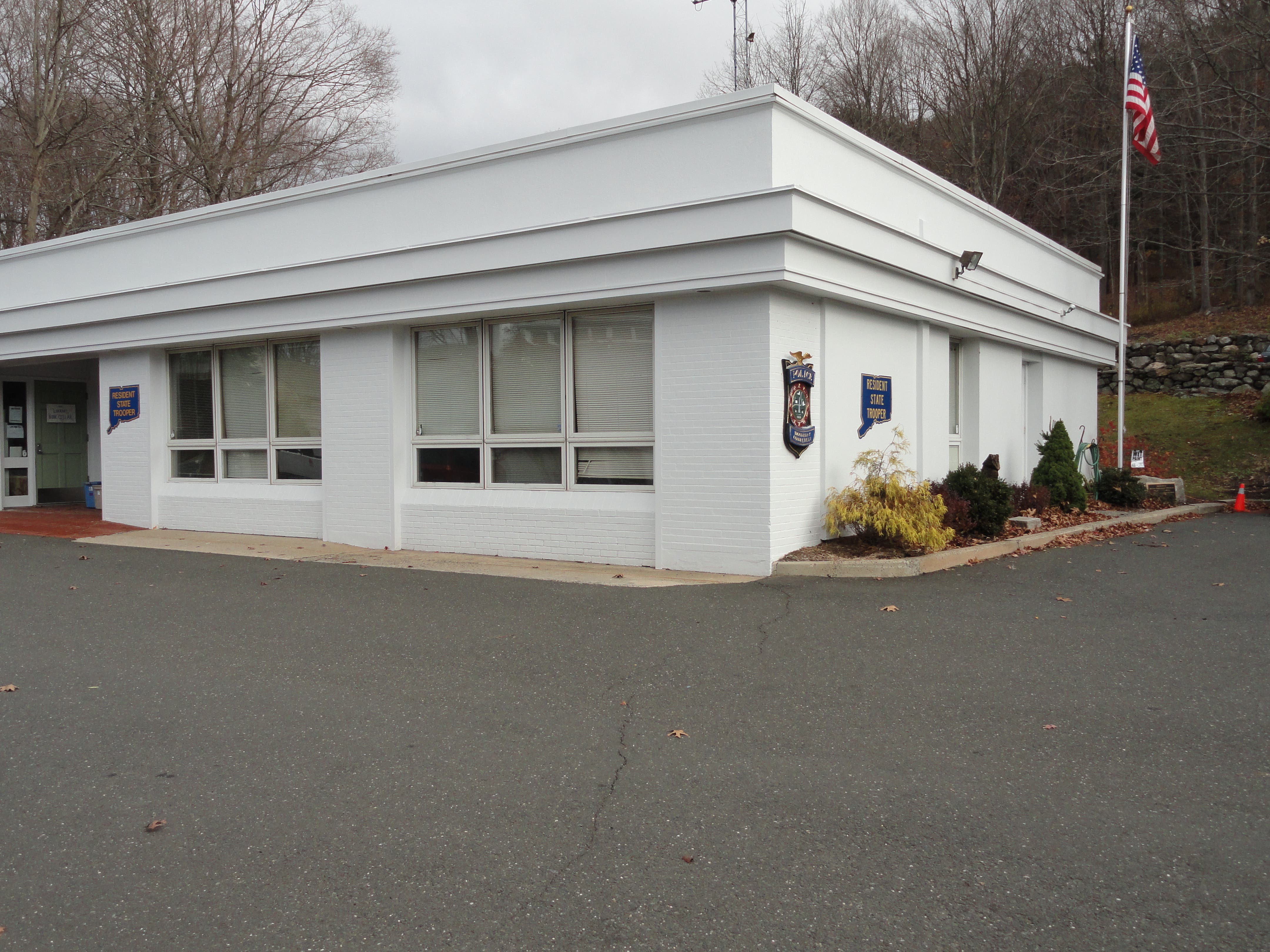 Woodbury Police Blotter Residents Urged to Lock Car Doors After Break