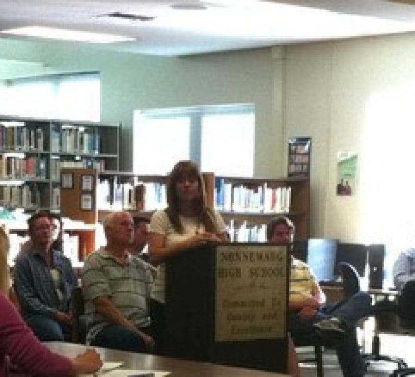 News small post card thumbnail