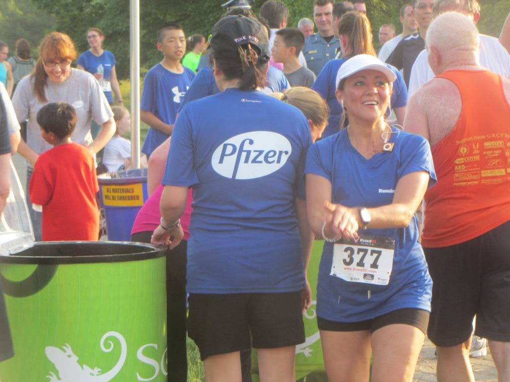 More Than 600 Sweat 'With Pride' in Pfizer 5K [PHOTOS] | Madison, NJ Patch