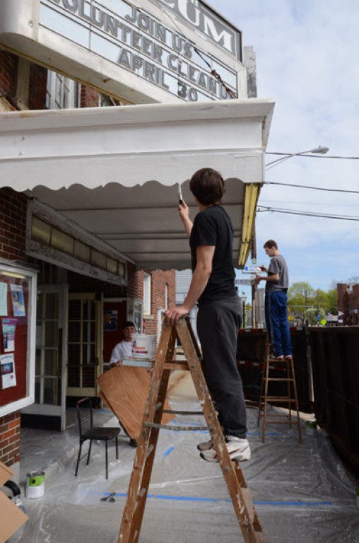 News small post card thumbnail