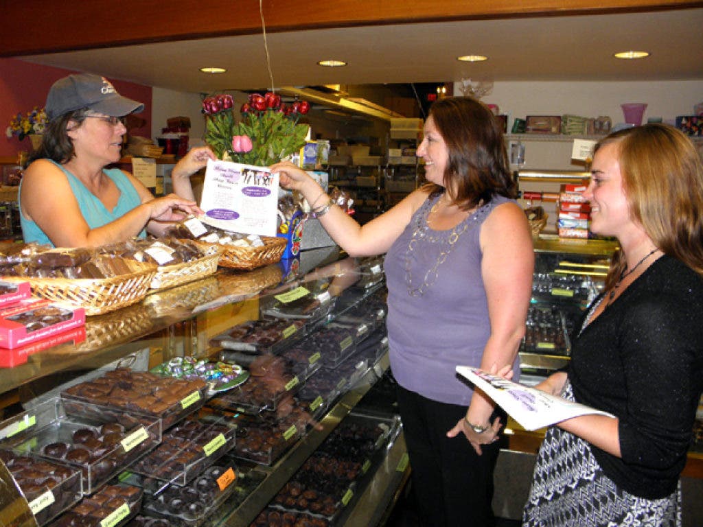 News small post card thumbnail