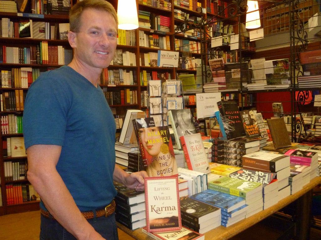 News small post card thumbnail