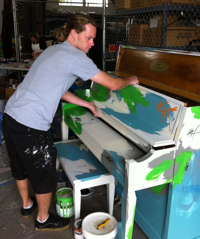 News small post card thumbnail