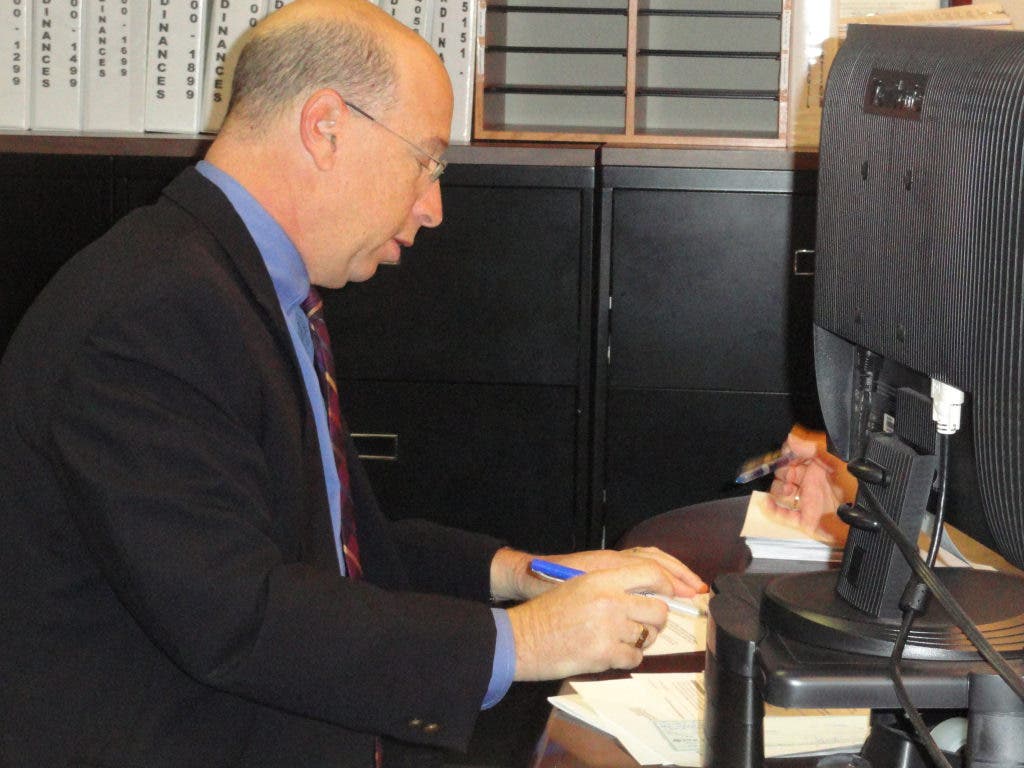 News small post card thumbnail