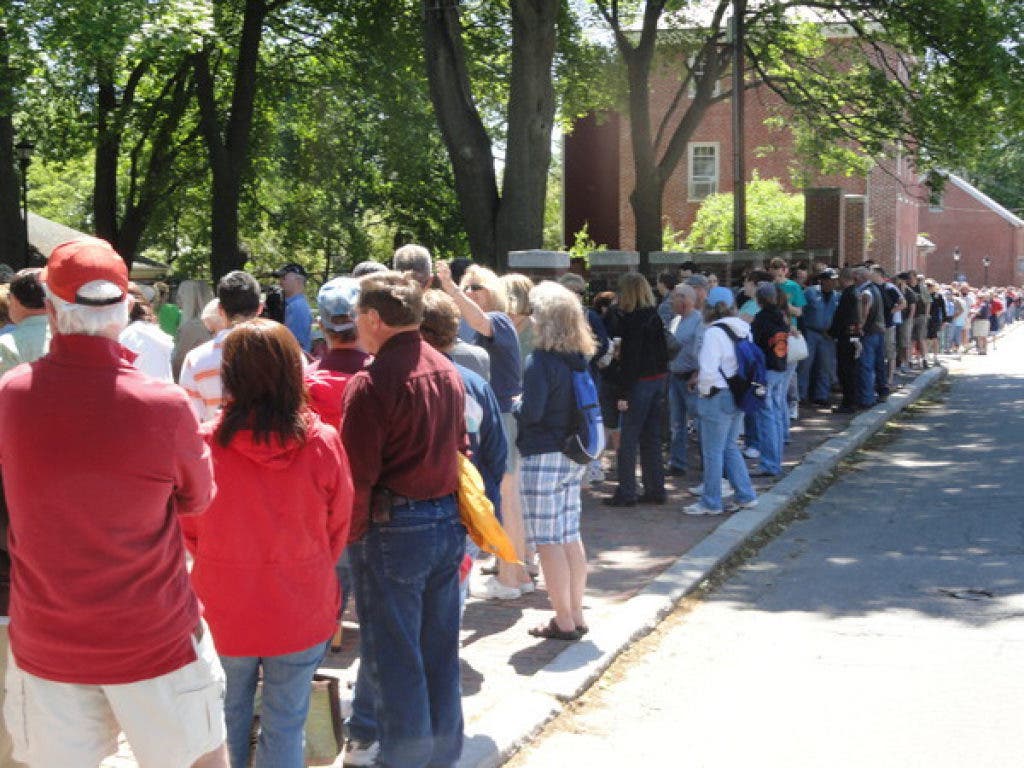 News small post card thumbnail