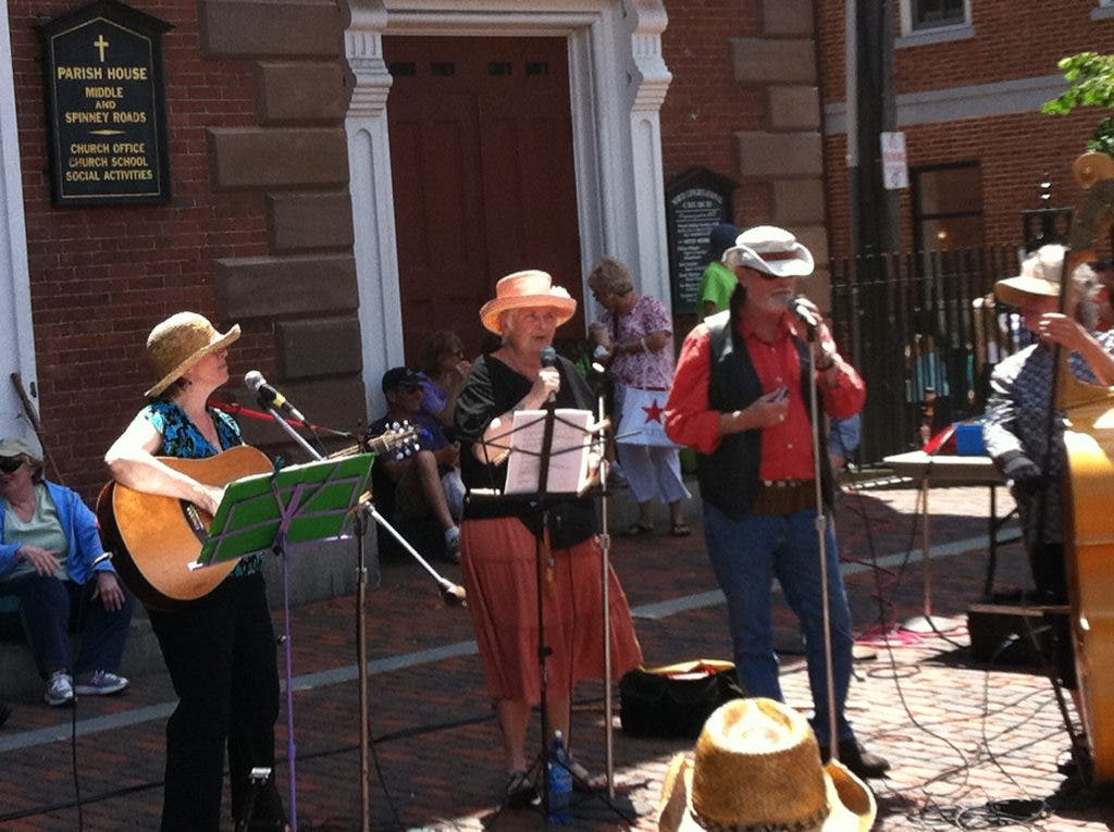 News small post card thumbnail