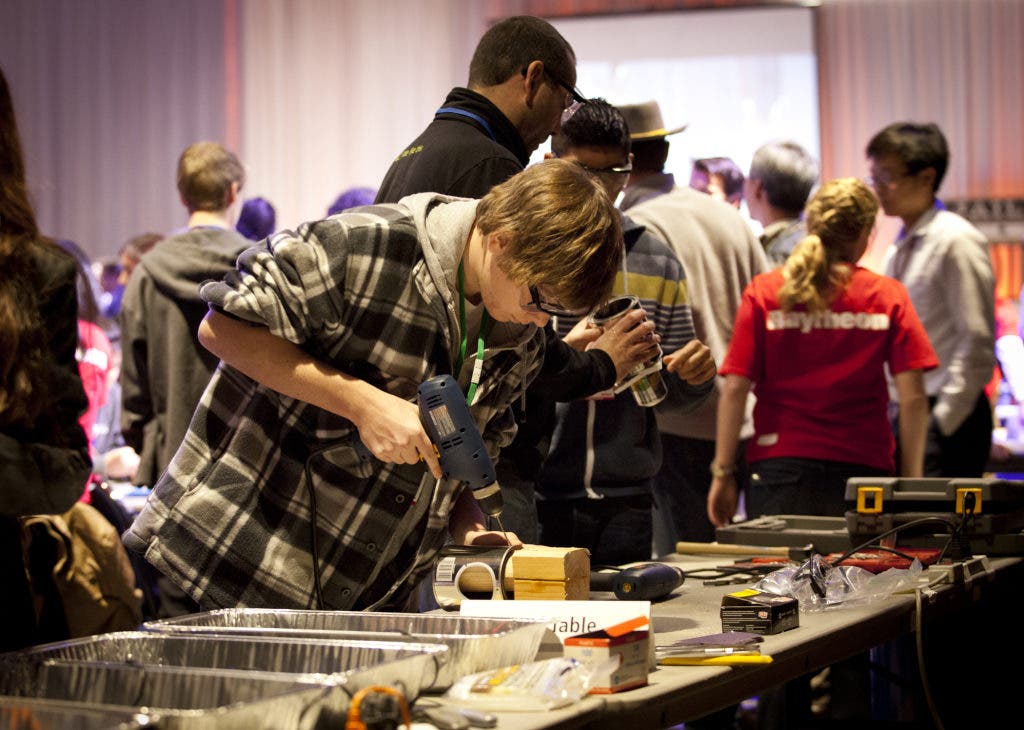 Engineering Game Event Local Students Compete in Raytheon's Engineer Games | Manhattan Beach ...