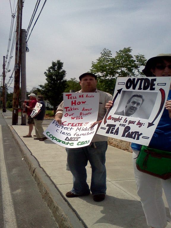 News small post card thumbnail