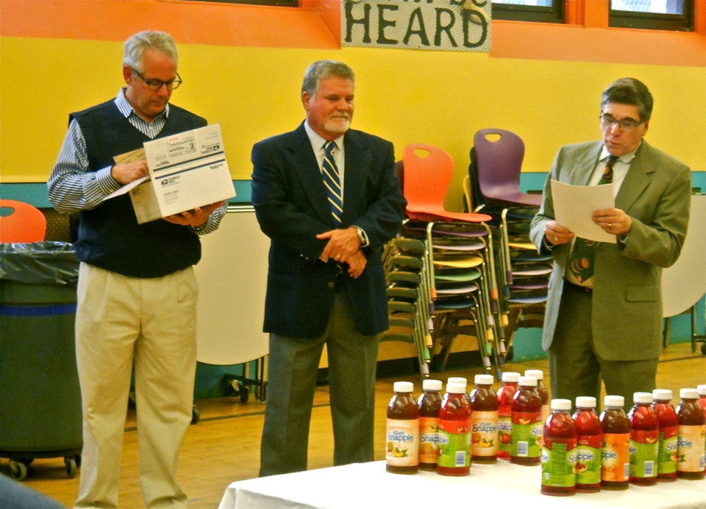 News small post card thumbnail