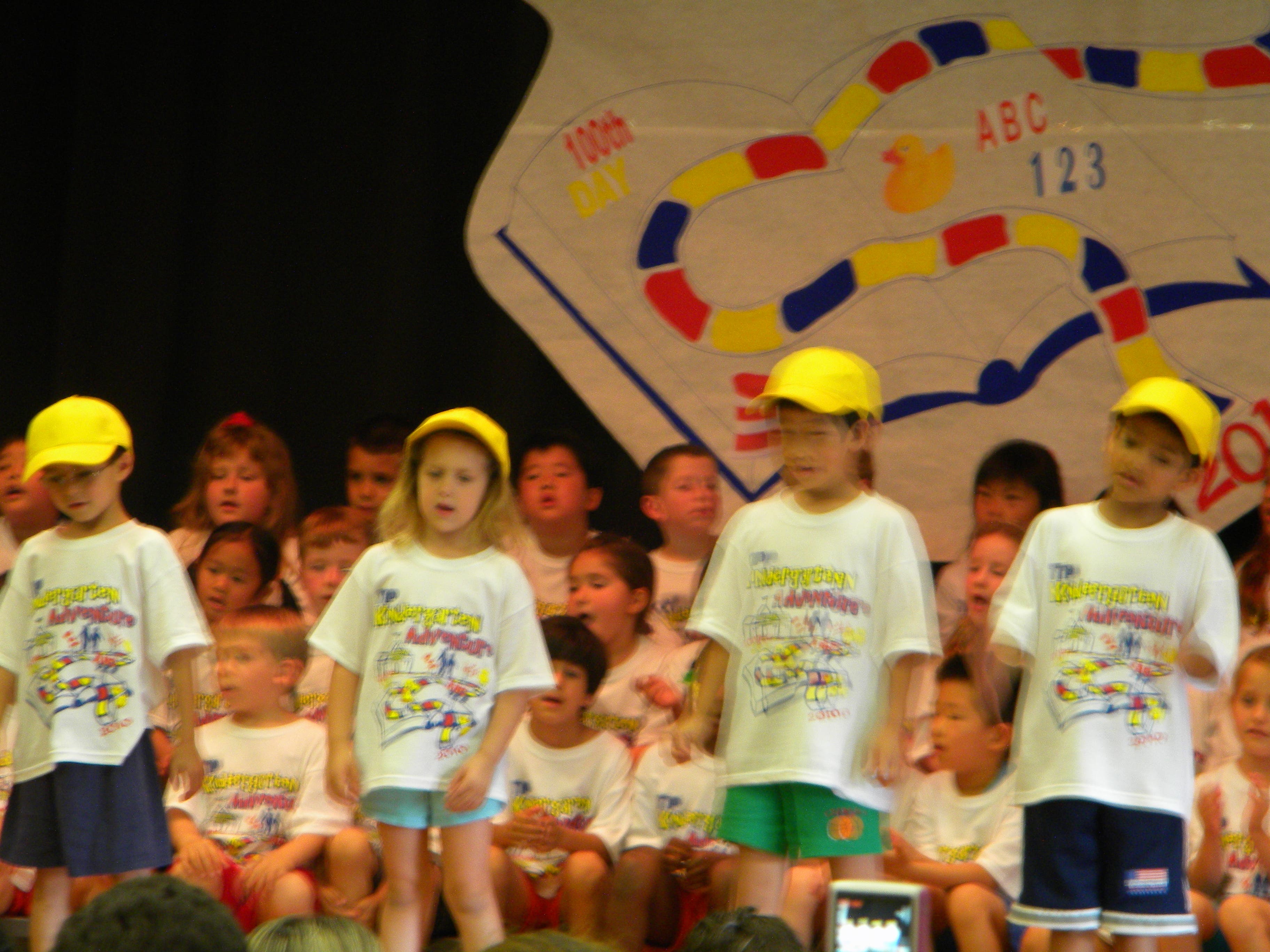 Harrison Elementary School Celebrates Kindergarteners Livingston, NJ