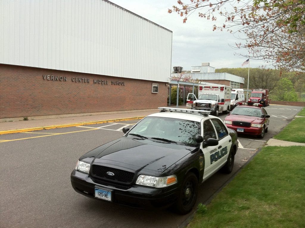 Update: Students Hurt in School Bus Crash on Hartford Turnpike | Vernon ...