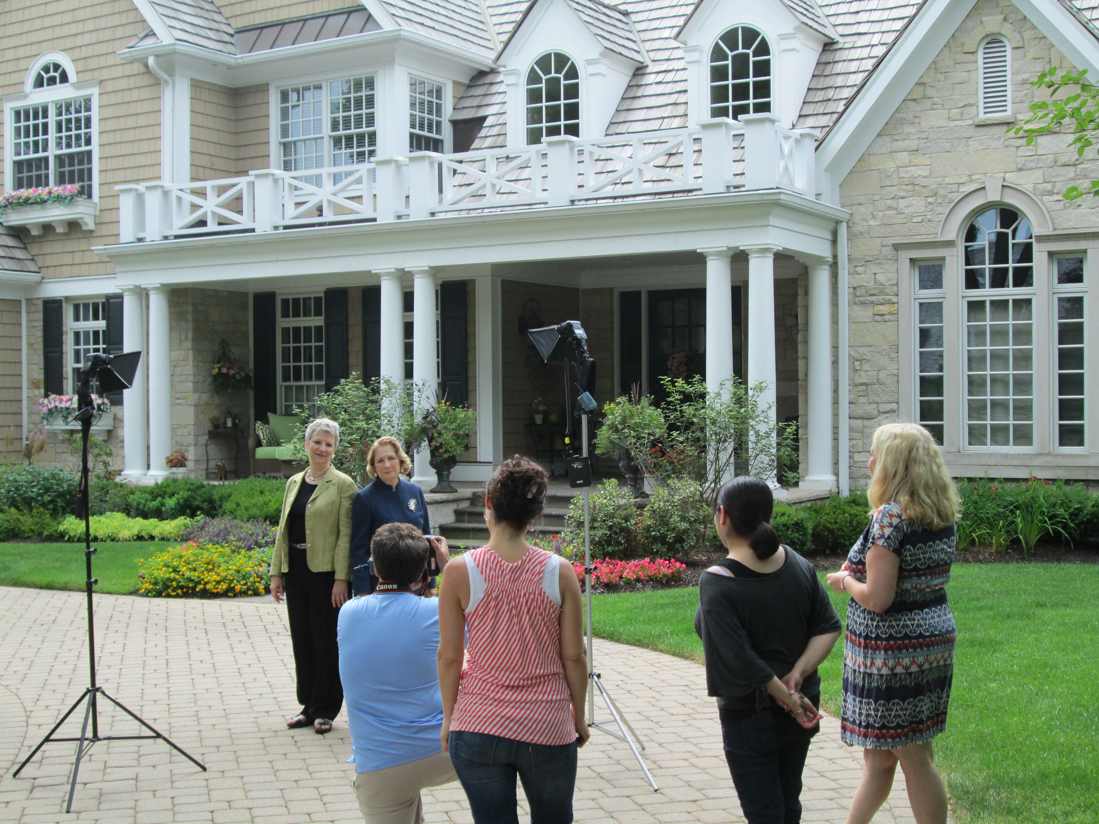 News small post card thumbnail