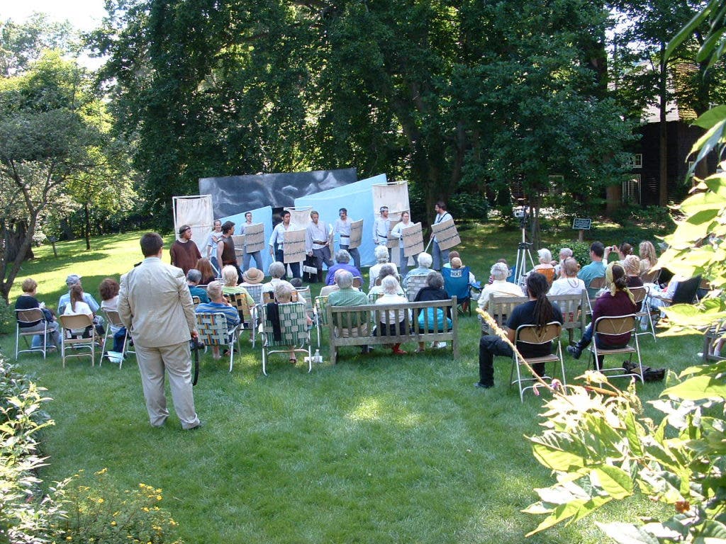 News small post card thumbnail