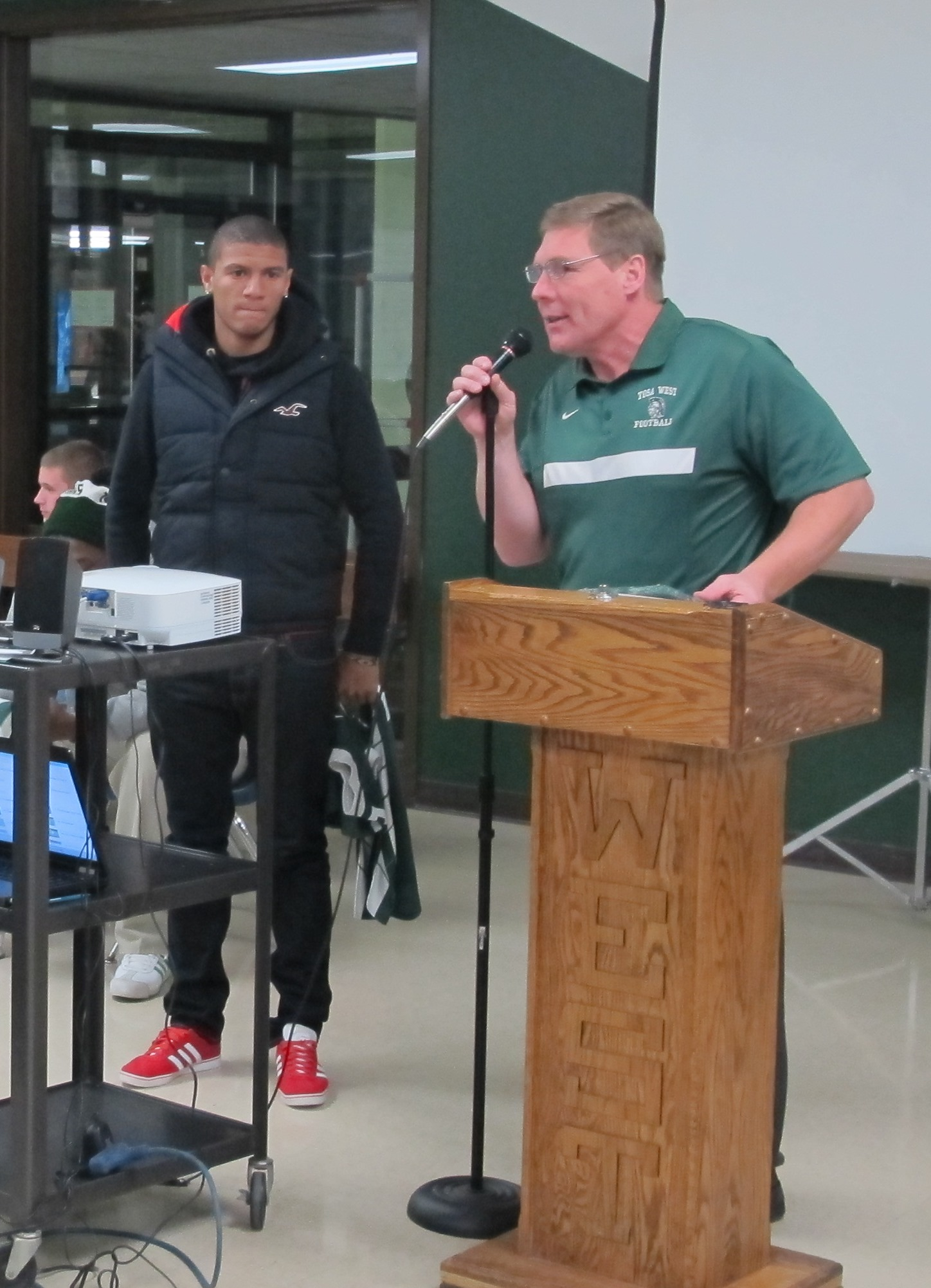 News small post card thumbnail