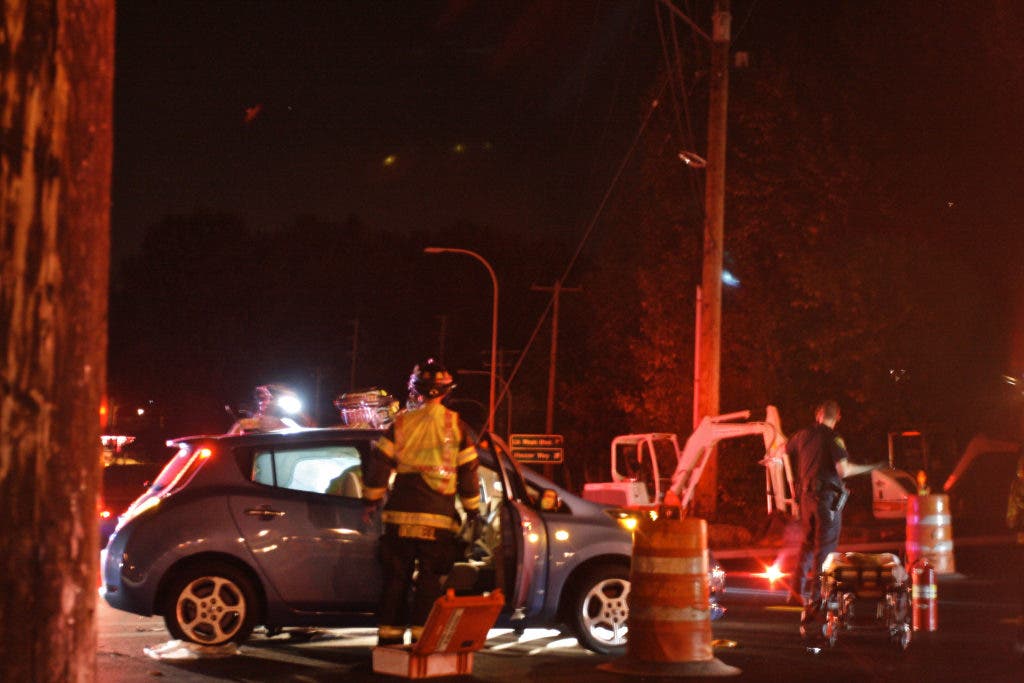 Two Car Crash On Lake Washington Boulevard Sends One To Hospital ...