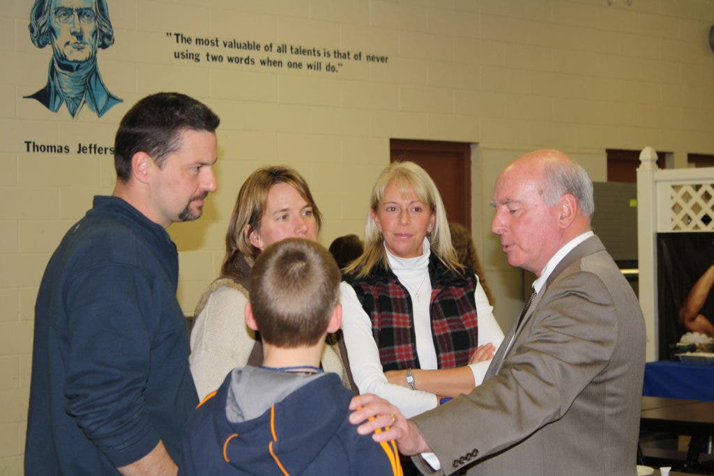 New Schools Superintendent to Resign Tuesday Oxford, CT Patch