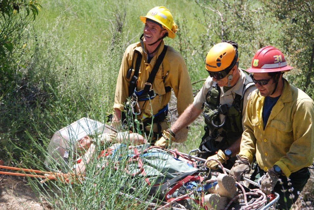Photo Gallery: Search and Rescue Training on the Crest | La Cañada ...
