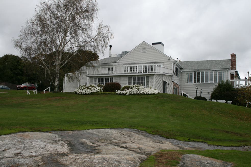 Flood Tide Needs Deck Addition To Keep Liquor License Stonington 