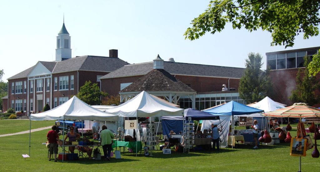 PHOTOS Bethel Farmers Market 2012 Opens on Day Two of High Heat