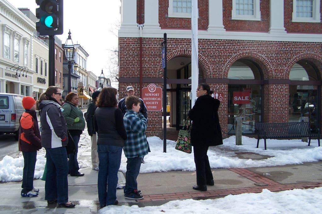 News small post card thumbnail