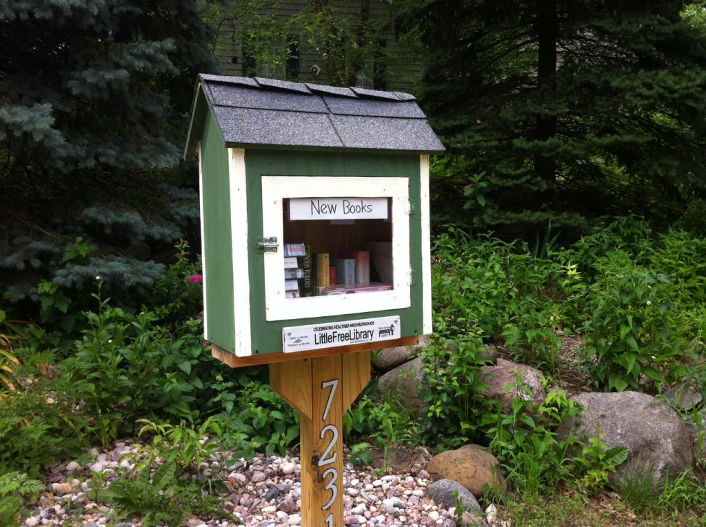 News small post card thumbnail