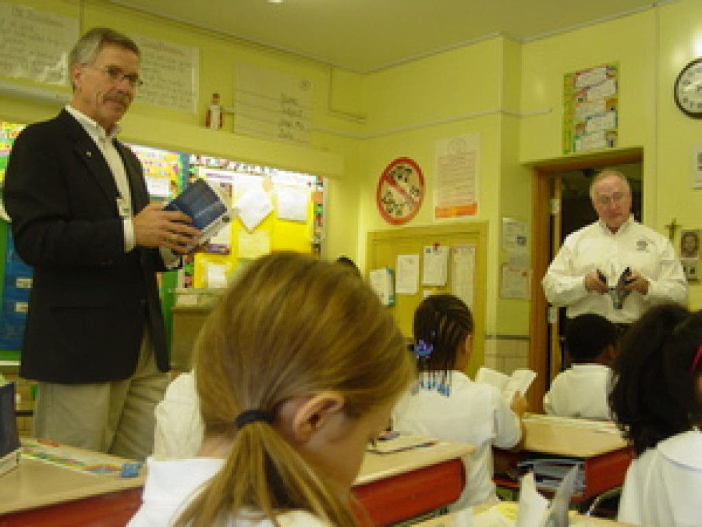 News small post card thumbnail