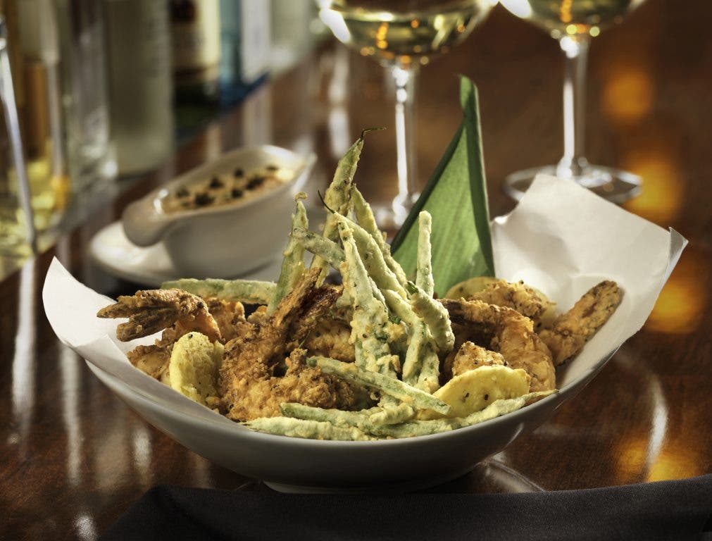 Fleming S Prime Steakhouse Wine Bar Debuts Bar La Carte Menu Manhattan Beach Ca Patch