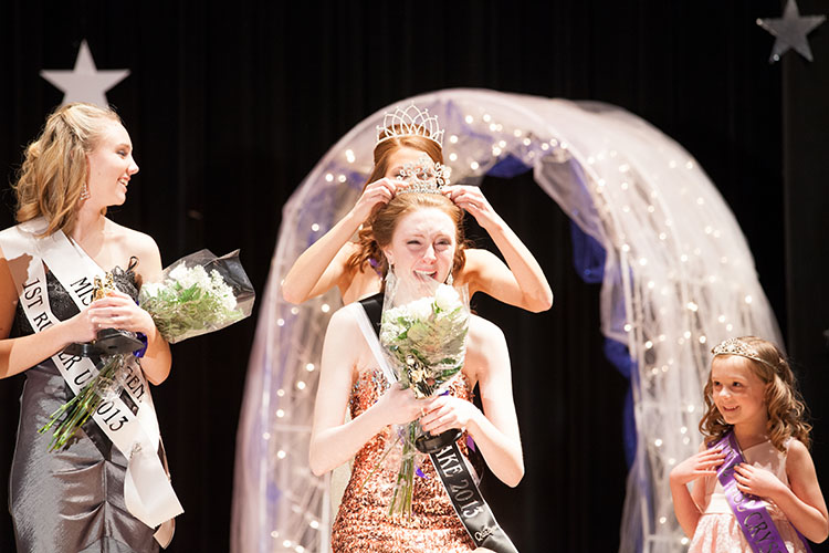 Miss Crystal Lake Contestants Wanted Miss Crystal Lake Pageant Offers $1000 Scholarship