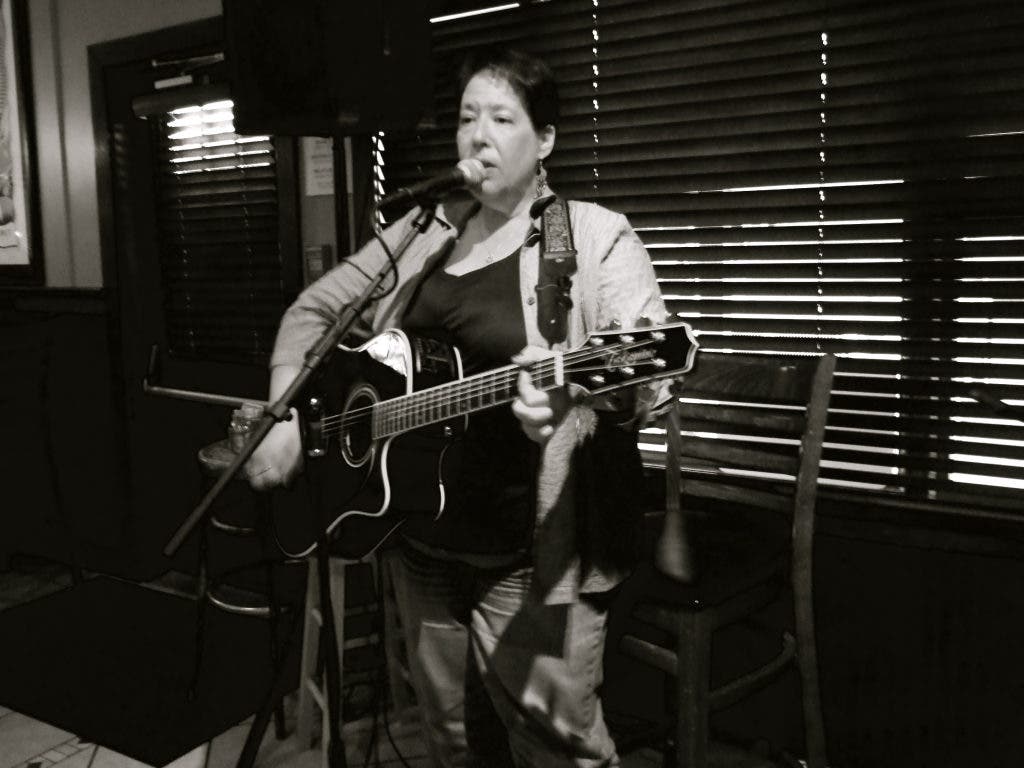 Female Folk Vocalist Ringquist Plays Narragansett | Narragansett, RI Patch