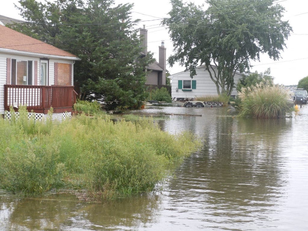 Brick Neighborhoods Begin to Flood as High Tide Rolls In Brick, NJ Patch