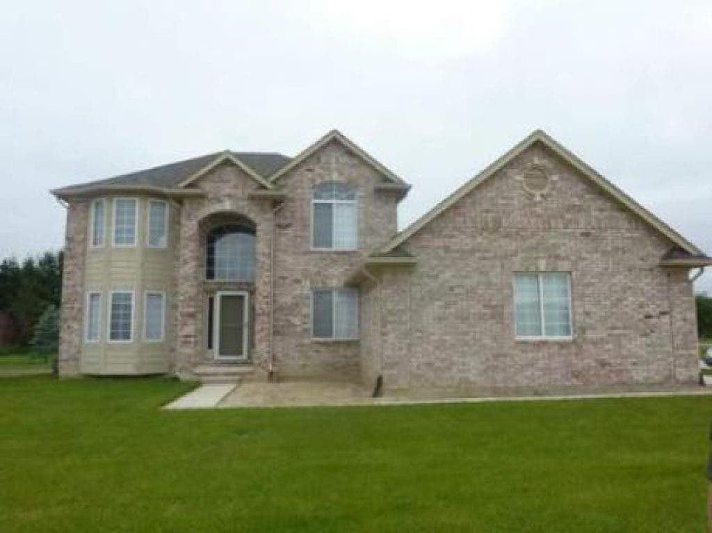 House Hunt Homes for Sale at Township's Northern Border