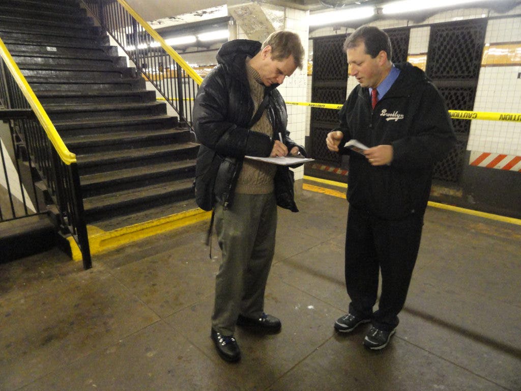 News small post card thumbnail