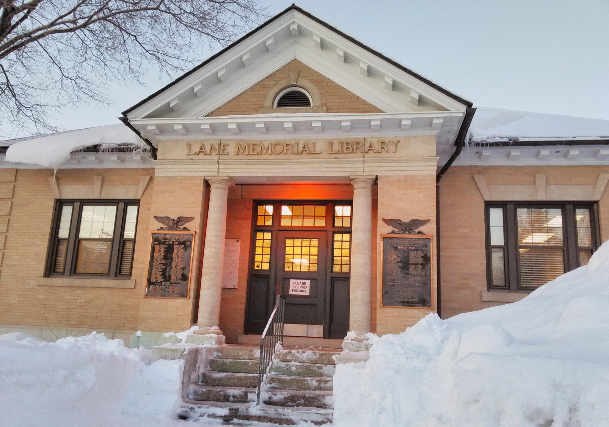 News small post card thumbnail