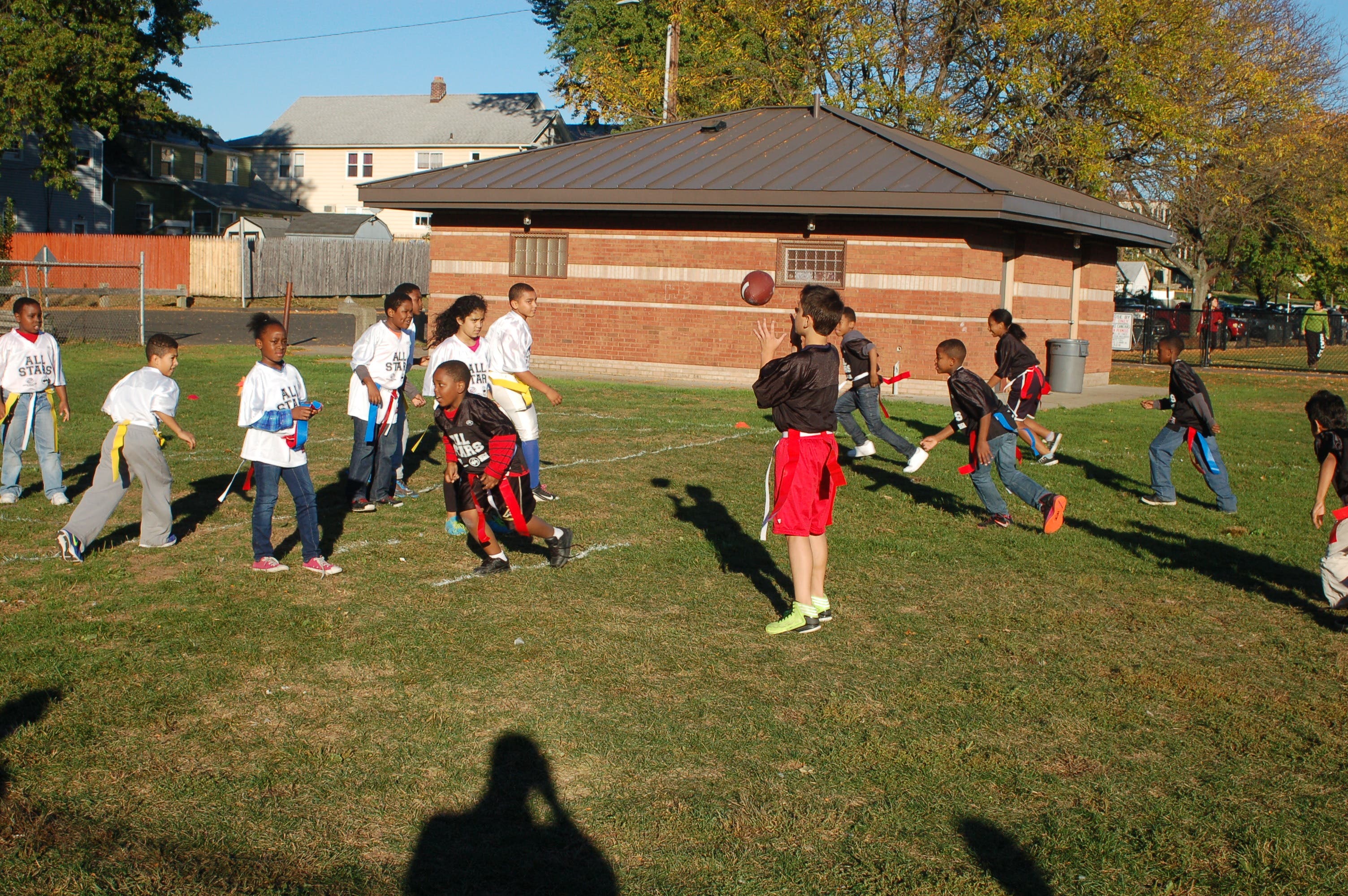 BUFFALO WILD WINGS AWARDS SPORTS GRANTS TO THE BOYS & GIRLS CLUBS OF