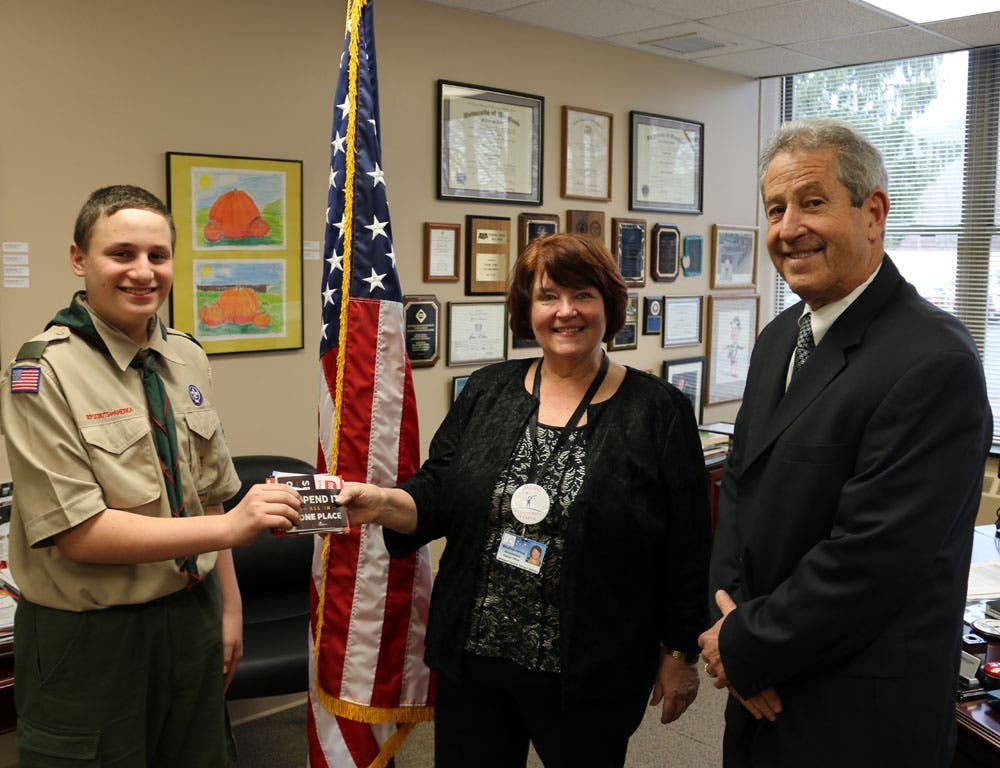 News small post card thumbnail