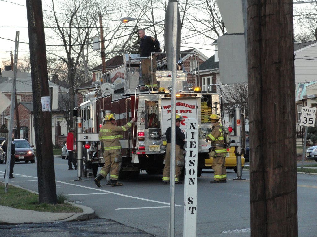 Amboy Ave. Accident and Fire Scare at Rahway Ave. Cause Traffic Backups