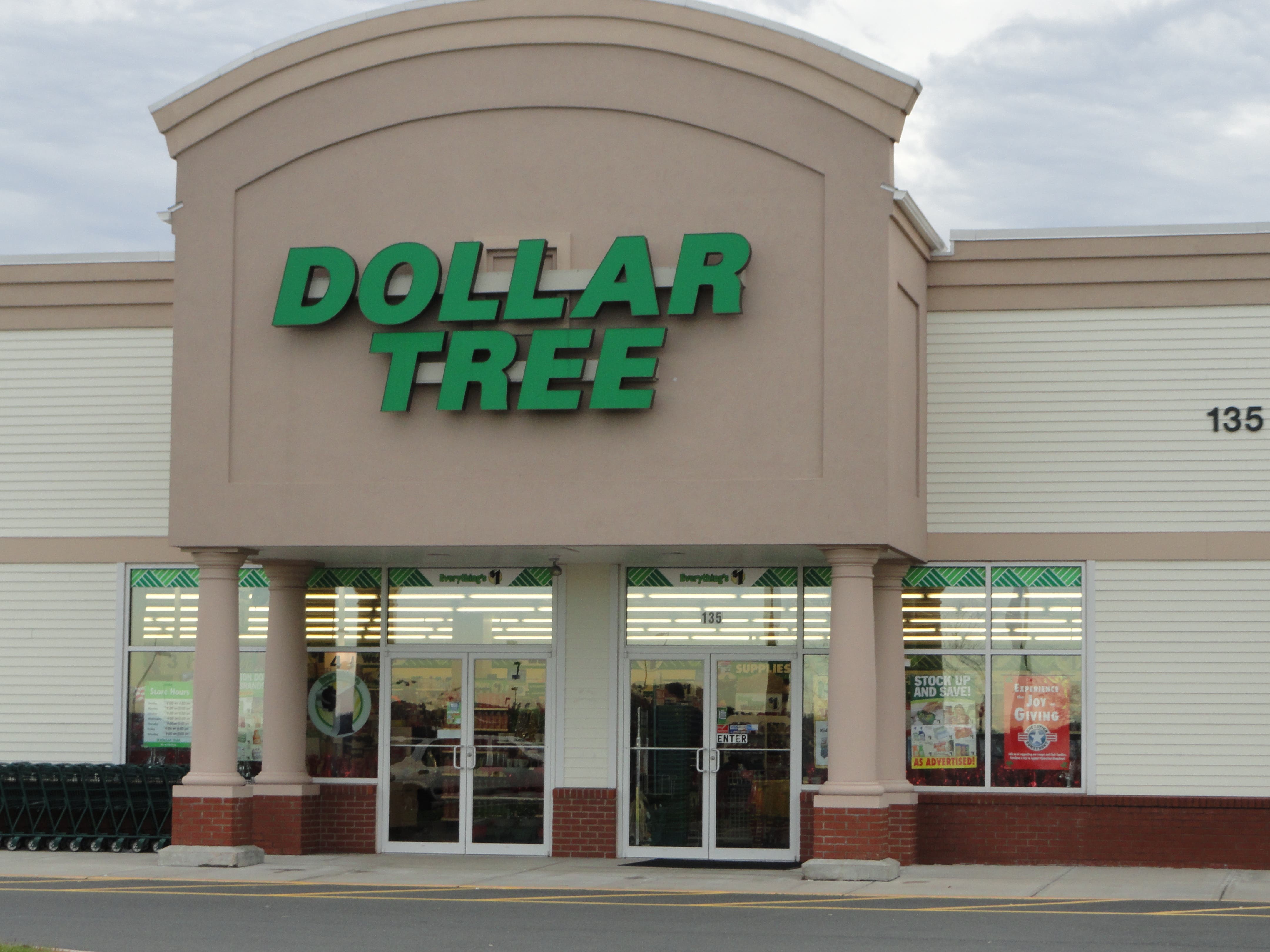 Car Crashes Into Ellington Dollar Tree Ellington Ct Patch