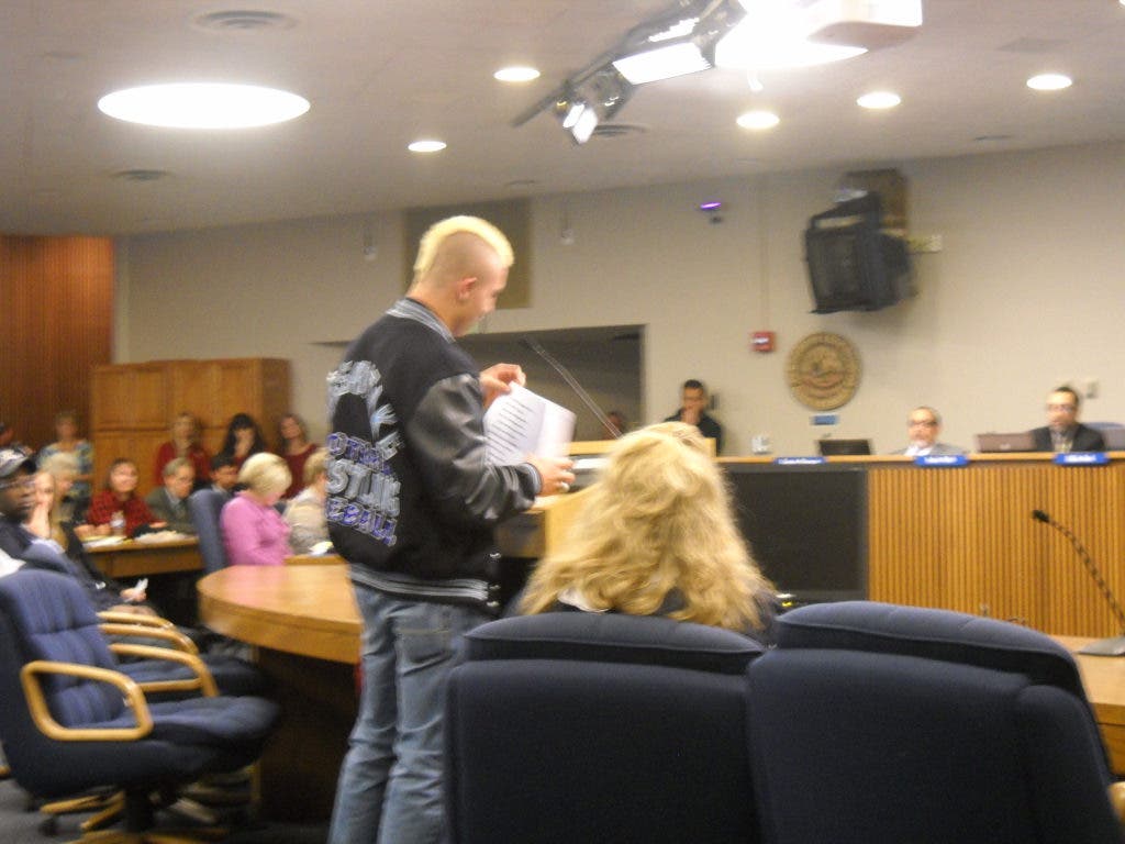 News small post card thumbnail