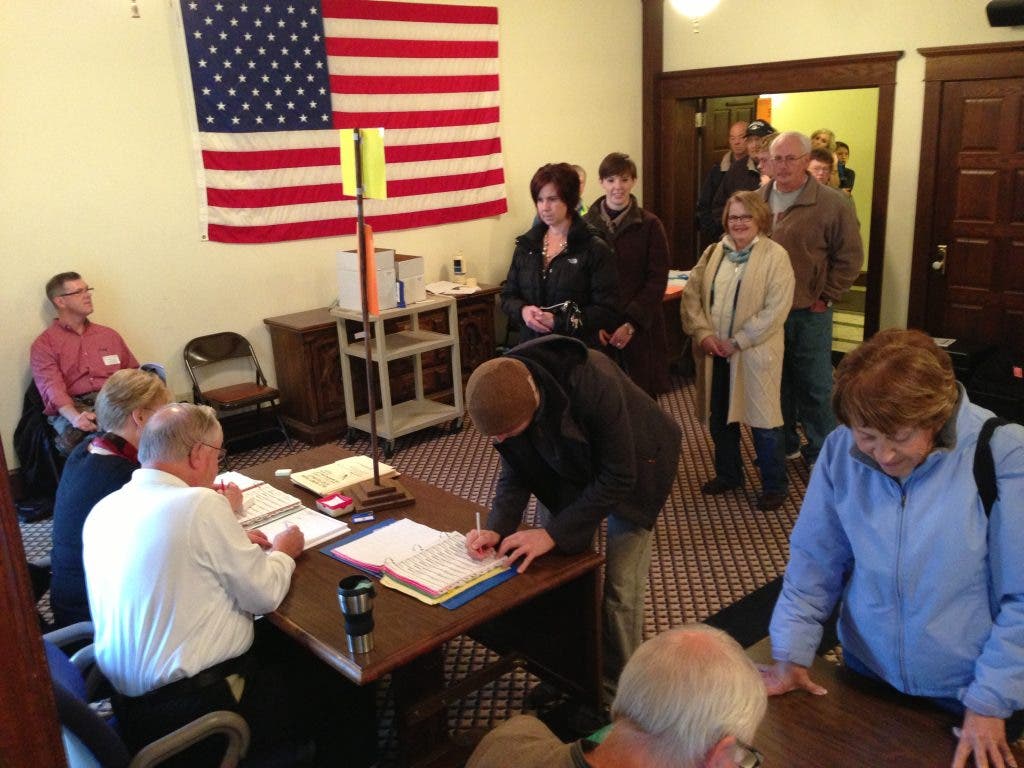 News small post card thumbnail