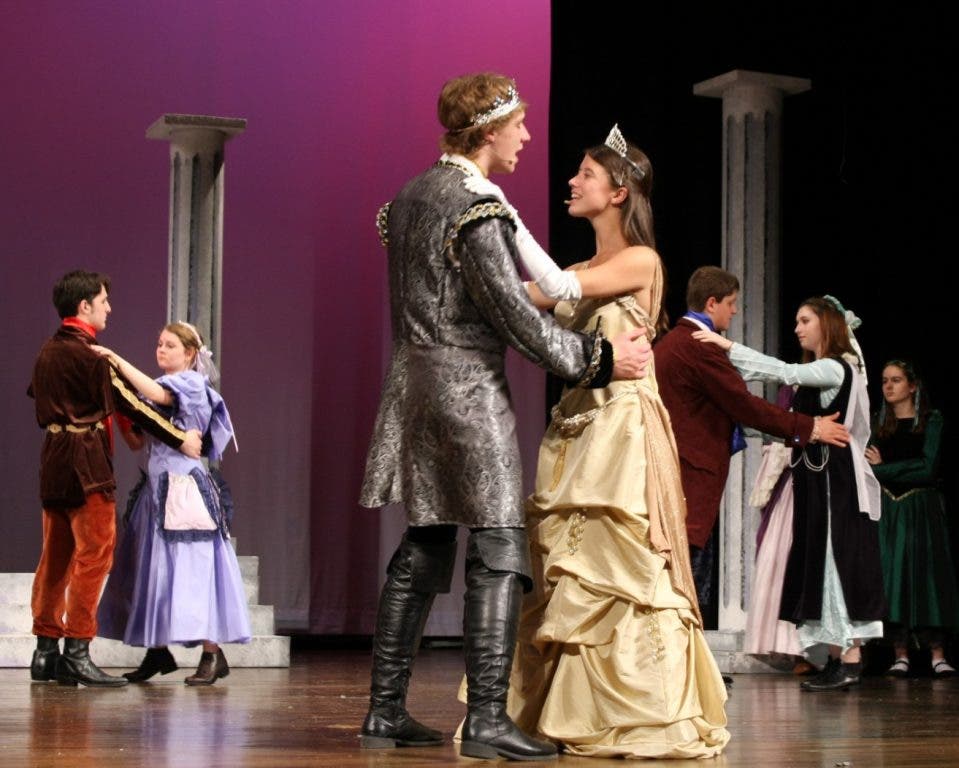 Pomperaug Theatre Company Receive Nominations for Halo Awards ...