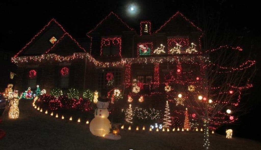 Check Out the Best 'Decked' Houses in County Peachtree