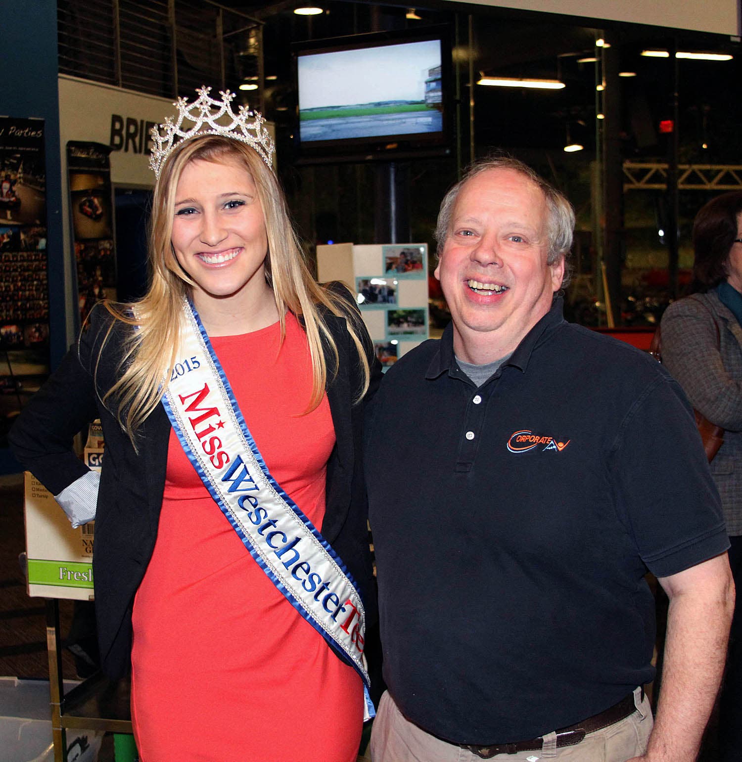 Corporate Audio Visual Services Helps Collect Food for the Community Center of Northern