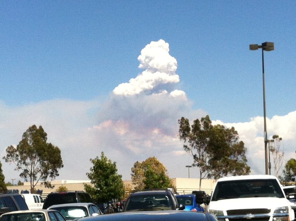UPDATE: Brush Fire Burning Near Temecula Scorches 3,000 Acres ...