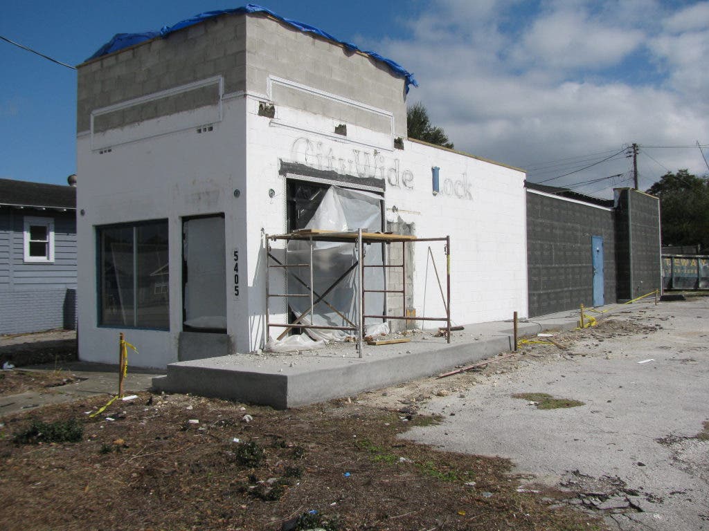 Dry Cleaner Will Occupy Former City Wide Lock Building