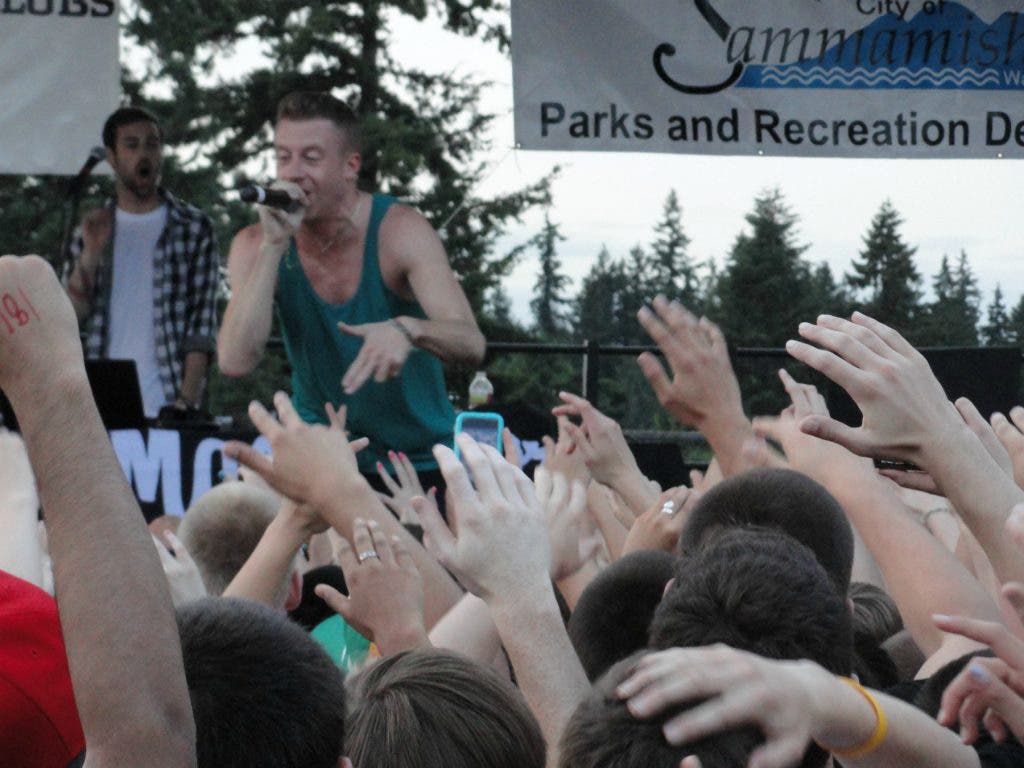 Seattle Rapper Younstf At Teen Fest, Seattle Rapper Macklemore Headlines, Young People Flock ...